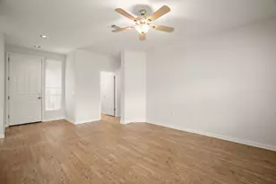 111 Bass St, Georgetown, TX 78633 - Photo 7