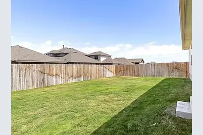 112 Falkland Street, Hutto, TX 78634 - Photo 25