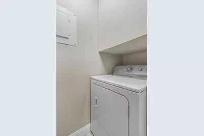 806 W 24th Street #326, Austin, TX 78705 - Photo 15