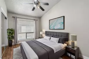 806 W 24th St, Austin, TX 78705 - Photo 21