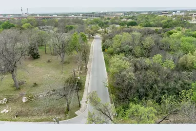 610 W Nash Street, Round Rock, TX 78664 - Photo 7