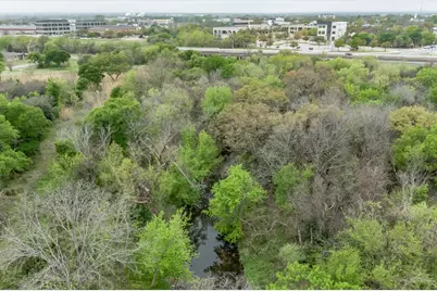 610 W Nash Street, Round Rock, TX 78664 - Photo 5