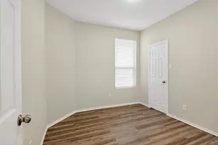 137 Miracle Dr, Jarrell, TX 76537 - Photo 19