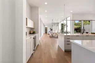 7120 Clifton Ln, Austin, TX 78746 - Photo 13