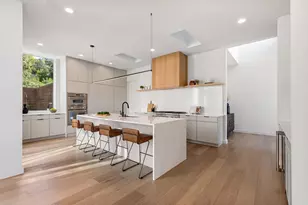 7120 Clifton Ln, Austin, TX 78746 - Photo 5