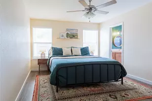 604 S Pauley Dr, Hutto, TX 78634 - Photo 17