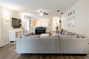 604 S Pauley Dr, Hutto, TX 78634 - Photo 9