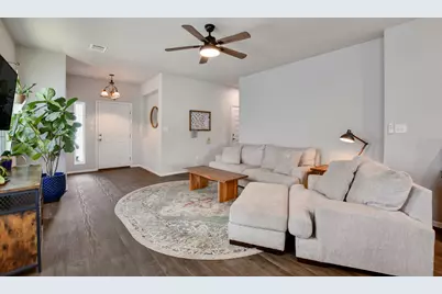 121 Bent Creek Lane, Georgetown, TX 78628 - Photo 5