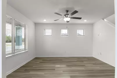 2752 Brand Iron Drive, San Marcos, TX 78666 - Photo 5