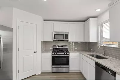 2752 Brand Iron Drive, San Marcos, TX 78666 - Photo 15