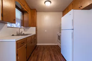 97 Peach St, Luling, TX 78648 - Photo 9