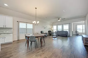 136 Finley St, Hutto, TX 78634 - Photo 13