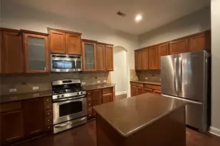 3928 Crest Ln, Round Rock, TX 78681 - Photo 9