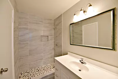 11214 Blackmoor Drive, Austin, TX 78759 - Photo 11