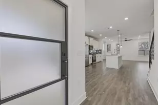 2009 Iroquois Ln, Austin, TX 78741 - Photo 15