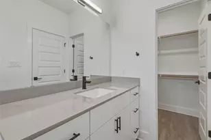 2009 Iroquois Ln, Austin, TX 78741 - Photo 29