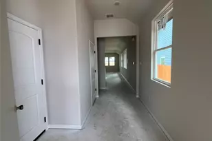 121 Clover Bend, Liberty Hill, TX 78642 - Photo 5