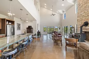1101 Windy Hills Rd, Dripping Springs, TX 78620 - Photo 13