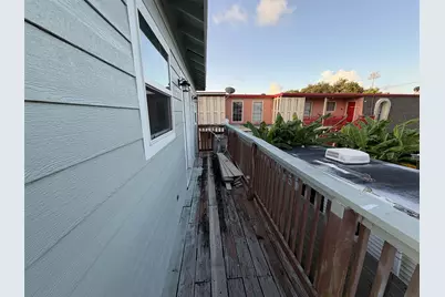 1911 40th Street, Galveston, TX 77550 - Photo 37