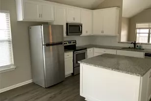 618 Oak Ln, Cottonwood Shores, TX 78657 - Photo 29