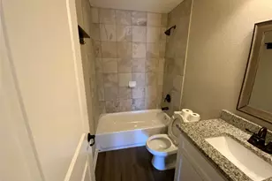 618 Oak Ln, Cottonwood Shores, TX 78657 - Photo 15