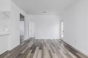 2308 Santa Maria St, Austin, TX 78702 - Photo 11