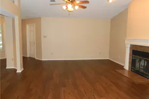 13108 Lubbock Ln, Austin, TX 78729 - Photo 3