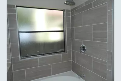 13108 Lubbock Lane, Austin, TX 78729 - Photo 11