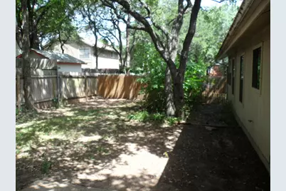 13108 Lubbock Lane, Austin, TX 78729 - Photo 21