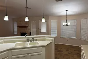 8007 Bounty Trail, Austin, TX 78749 - Photo 9
