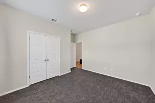 20703 Ridgeview Rd, Lago Vista, TX 78645 - Photo 15