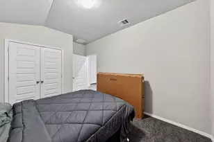 20703 Ridgeview Rd, Lago Vista, TX 78645 - Photo 13