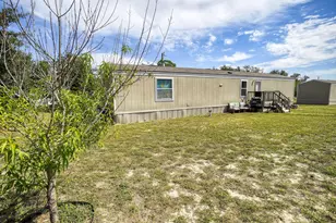 478 Cardinal Dr, Paige, TX 78659 - Photo 21
