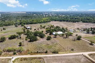 145 3 Oaks Ln, Bastrop, TX 78602 - Photo 33