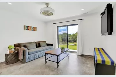 18407 Lakeland Drive, Point Venture, TX 78645 - Photo 23
