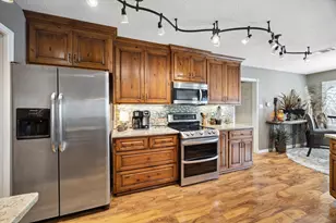 515 Wesley Ridge Dr, Spicewood, TX 78669 - Photo 13