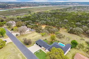 515 Wesley Ridge Dr, Spicewood, TX 78669 - Photo 3