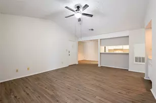 1202 Thorpe Ln, San Marcos, TX 78666 - Photo 13