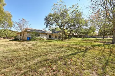 207 Leisurewoods Drive, Buda, TX 78610 - Photo 27