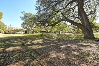 207 Leisurewoods Drive, Buda, TX 78610 - Photo 29