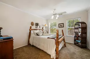 1016 Merlene Dr, Austin, TX 78732 - Photo 25