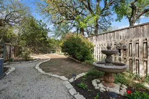 1016 Merlene Dr, Austin, TX 78732 - Photo 33