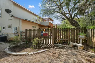 1016 Merlene Dr, Austin, TX 78732 - Photo 33