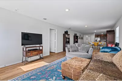 13617 Knights Branch Drive, Elgin, TX 78621 - Photo 7