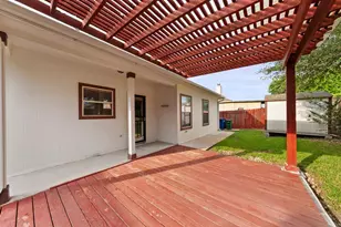 11101 Liberty Farms Dr, Austin, TX 78754 - Photo 15