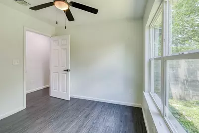 6202 Carnation Terrace, Austin, TX 78741 - Photo 23