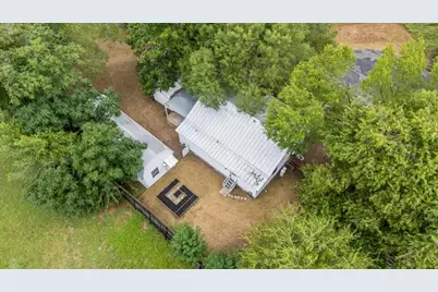 339 N Water Street, La Grange, TX 78945 - Photo 3