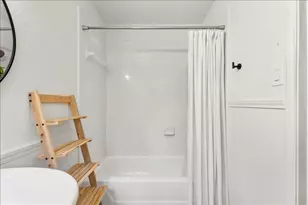 3007 E 18th St, Austin, TX 78702 - Photo 25