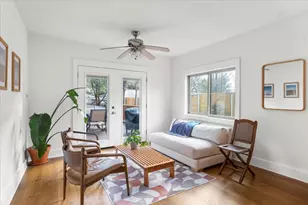 3007 E 18th St, Austin, TX 78702 - Photo 13