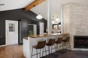 2008 Matthews Ln, Austin, TX 78745 - Photo 13